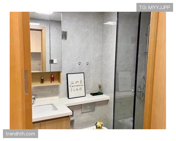 刷到范迪克家照,餐桌一张的价钱能付我半年房租 刷到范迪克家照,餐桌一张的价钱能付我半年房租